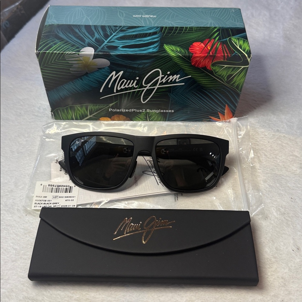 NWT Maui Jim PUAKEA Matte Black Grey STG Polarized Sunglasses MJ0670S-001